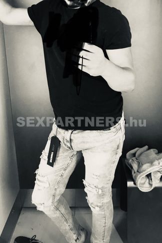 Szombathely, 34 éves escort, Ákos