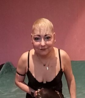 Kingu (44) - Pécs - kép 1061608