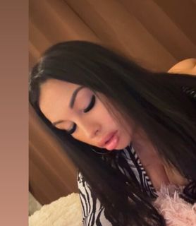 Laura (27) - Siófok - kép 1048842