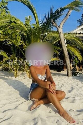 Debrecen, 41 éves escort, Kamilla