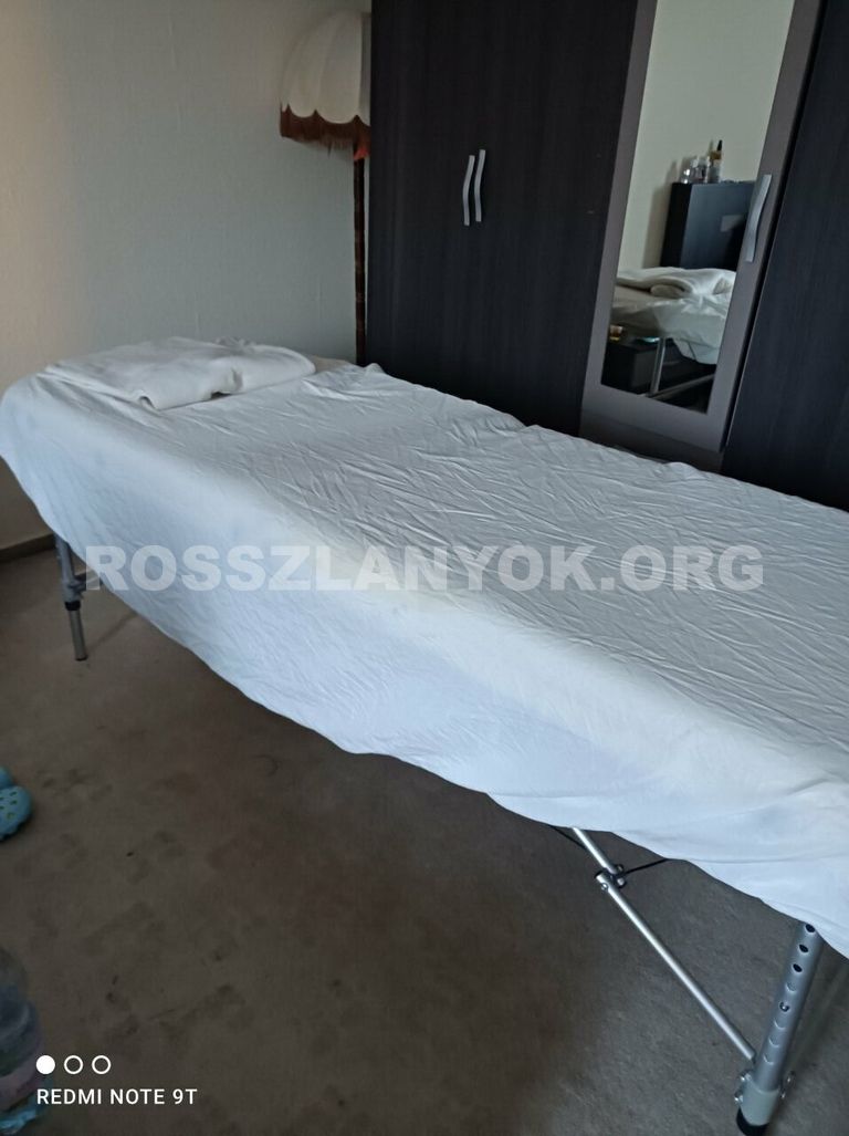 Sziszi – rosszlány Cegléd