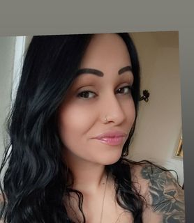 Naomi (30) - Komárom - kép 1056536