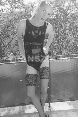 Szombathely, 28 éves escort, Caren Racquel