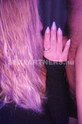 Pécs escort – Sziszi, 35 years old