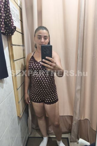 Pécs escort – Kitti, 35 years old