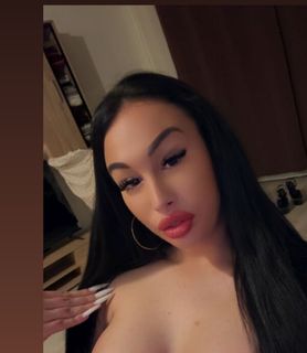 Laura (27) - Siófok - kép 1048831