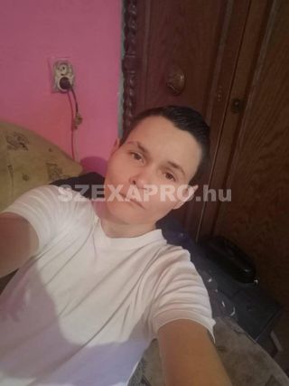 Krisztina Női szexpartner +36 30 748 1575 fénykép 3