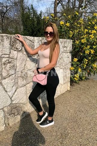 Inke, 28 éves escort, Nati