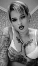 Viky (40) - Pécs - kép 1049697