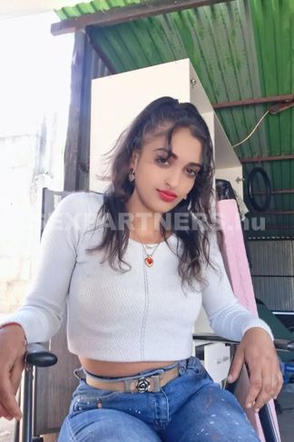 Nyírbátor, 26 éves escort, Petra
