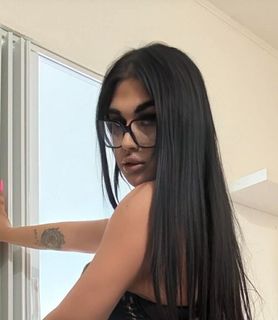 Maja (27) - Győr - kép 1057923