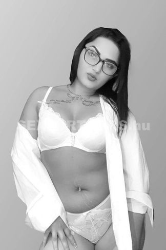 Lenti, 29 éves escort, Tina
