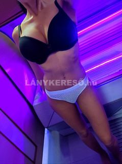 Lora masszázs - 1. fotó 