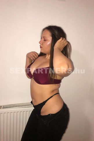Pécs escort – Isabell, 19 years old
