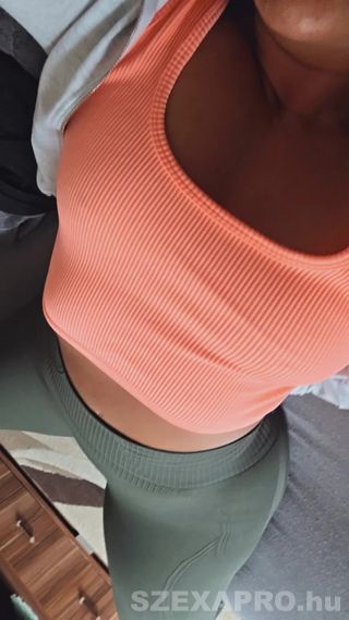 Petra Női szexpartner +36 70 942 0514 videó 7