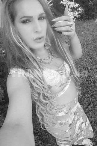 Budapest XX., 30 éves escort, Ts Kira