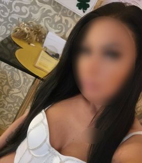 Bella (32) - Szekszárd - kép 1000478