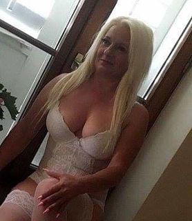 Emma (57) - Kiskunfélegyháza - kép 758941