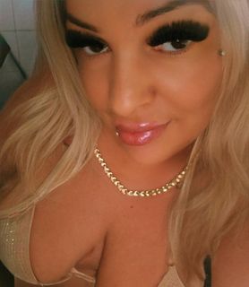 Kamilla (41) - Mosonmagyaróvár - kép 1039345